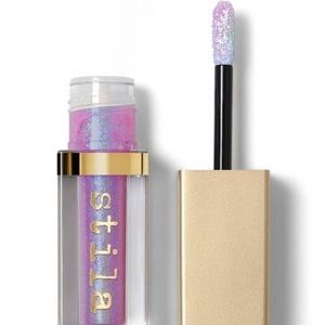 Stila liquid eyeshadow in shade “sea siren”